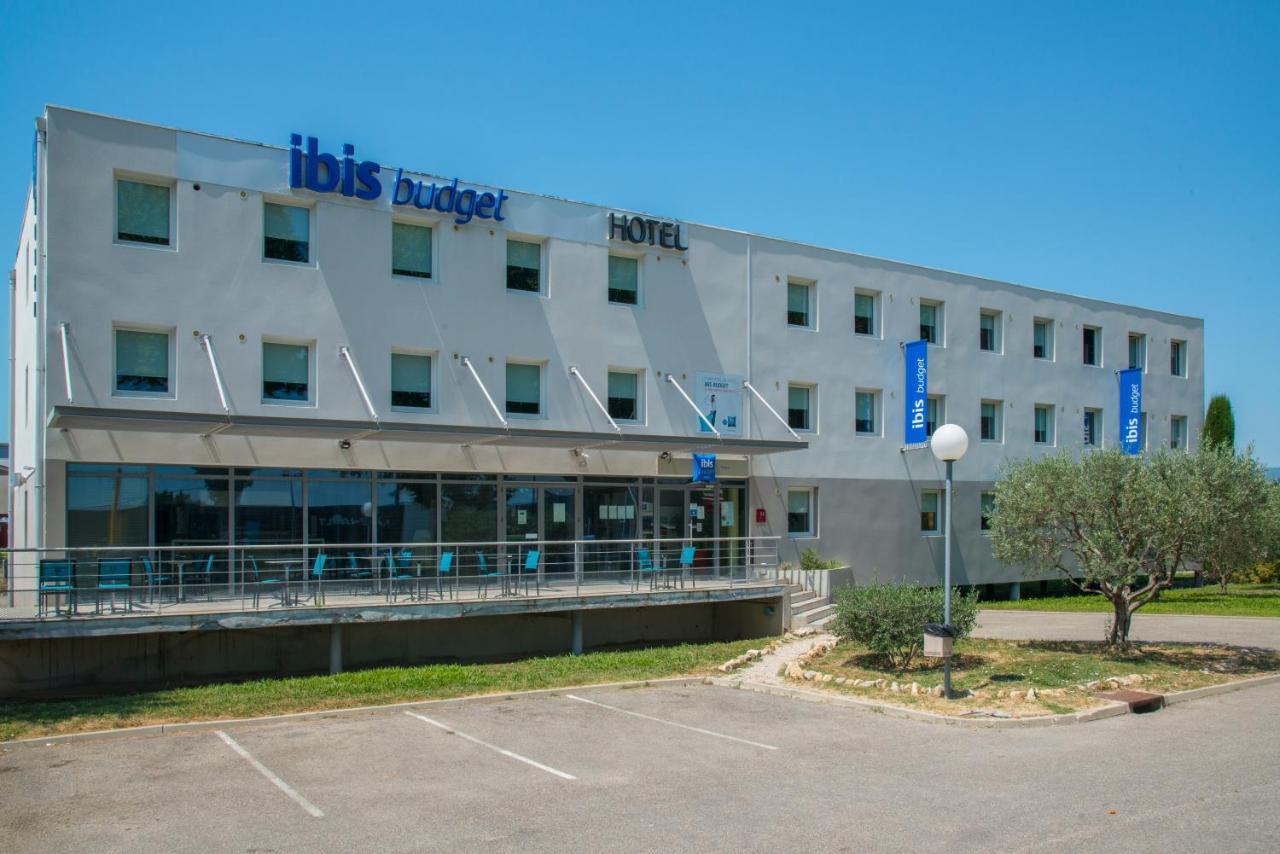 Ibis Budget Pertuis Portes Du Luberon Εξωτερικό φωτογραφία
