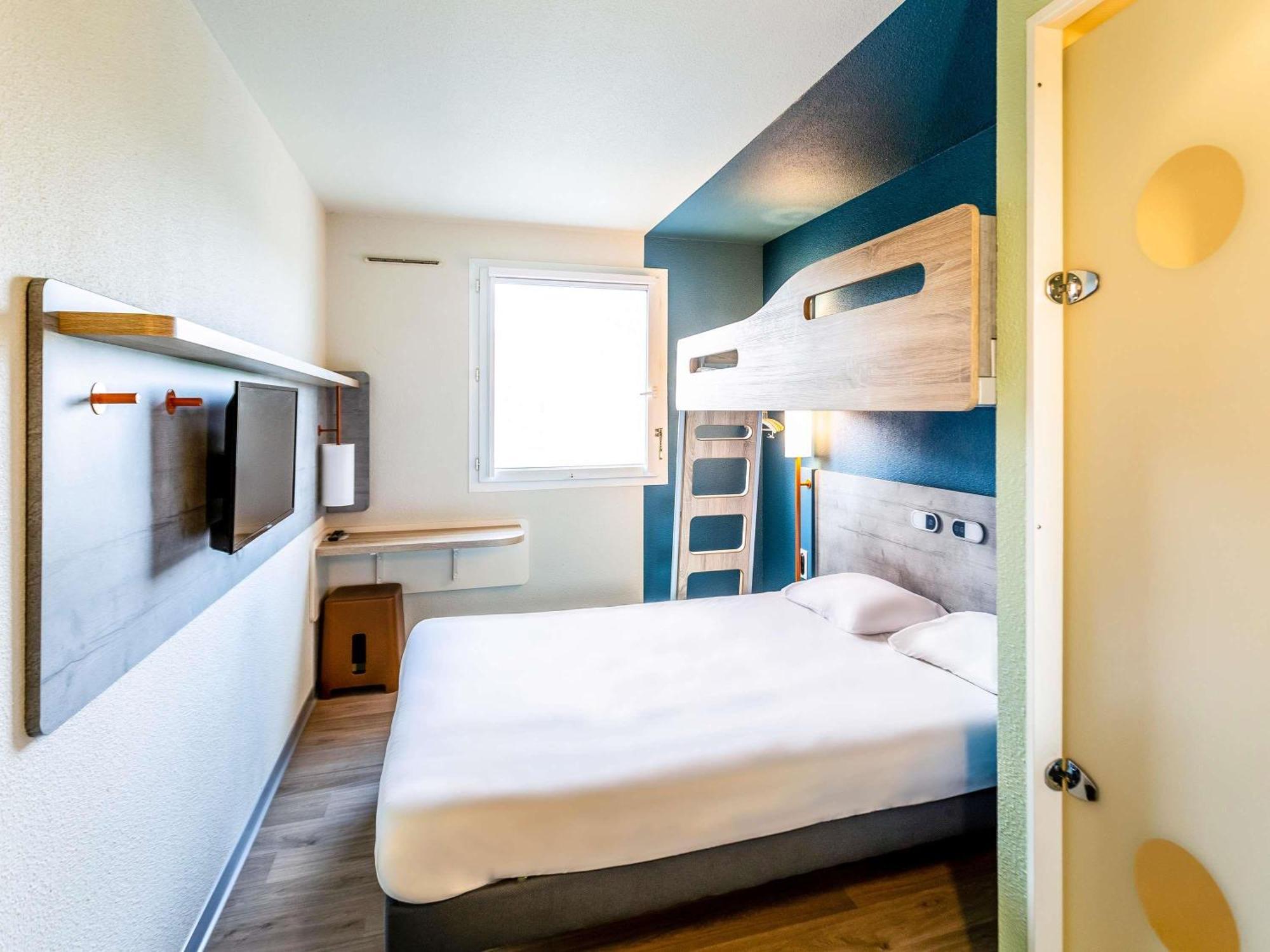 Ibis Budget Pertuis Portes Du Luberon Εξωτερικό φωτογραφία