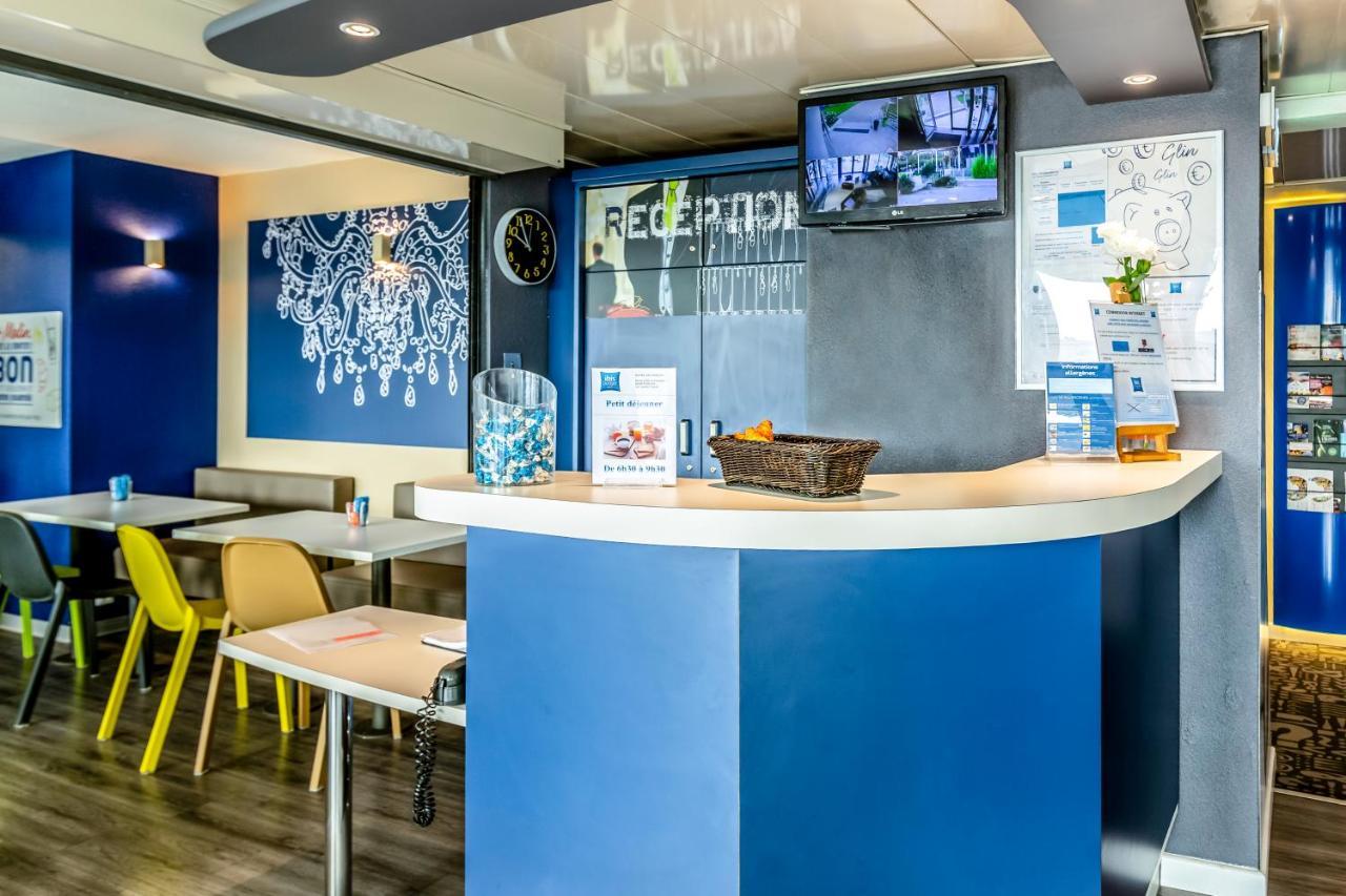 Ibis Budget Pertuis Portes Du Luberon Εξωτερικό φωτογραφία